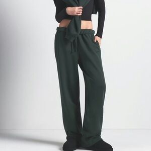 NWT SKIMS Womens Cotton Fleece Straight Leg Pants Oversized XL Spruce Dark Green